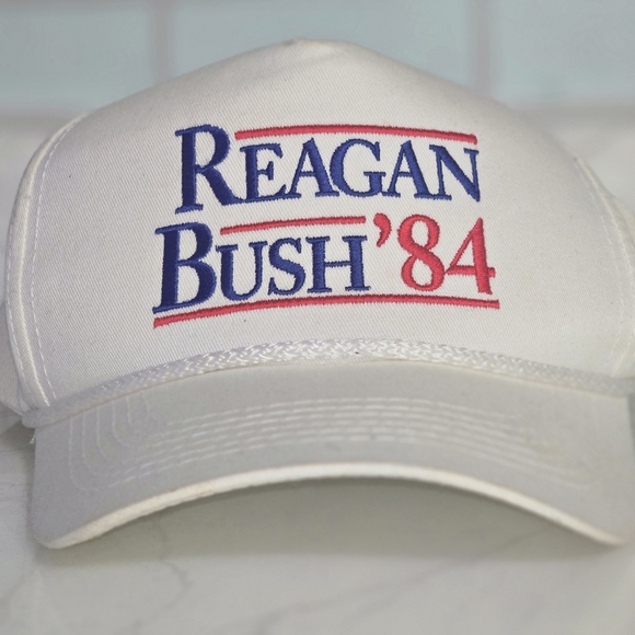Reagan Bush '84 Presidential Campaign Republican Snap Back Mesh cap. Vintage - Picture 1 of 7